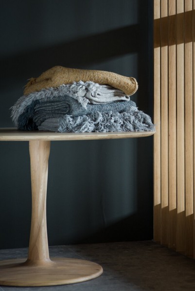 Ethnicraft Torsion Tisch