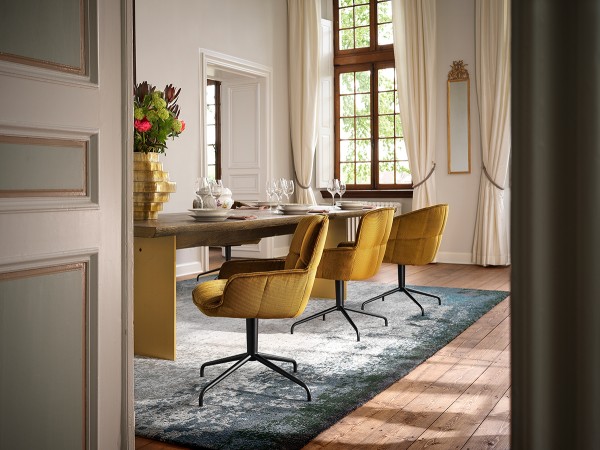 Freifrau Marla Drehstuhl