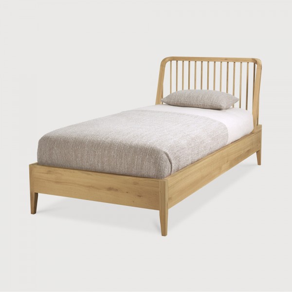Ethnicraft Spindle Bett