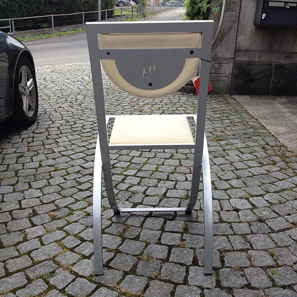 Stuhl Sinus