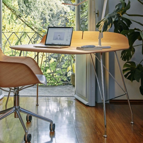 Kartell Earl of Wood Tisch