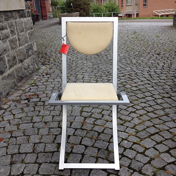 Stuhl Sinus